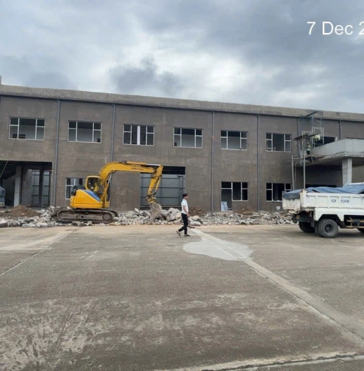 Đập bê tông-Cần Đập bê tông tại Bình Dương? Đúng tiến độ – Đồng hành xuyên suốt